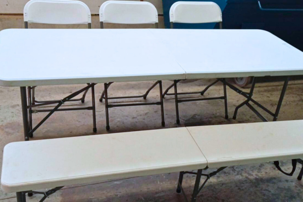 Location de barnum Hugo Roué - Finistère - Autres locations, tables et chaises