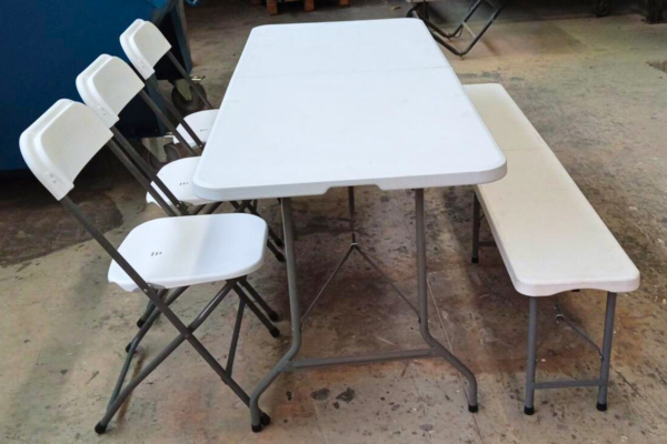 Location de barnum Hugo Roué - Finistère - Autres locations, tables et chaises