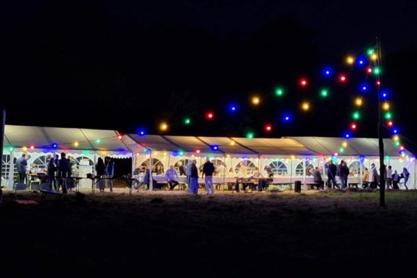 Accessoires audiovisuels - guirlande guinguette - Locations barnum Hugo Roué 29